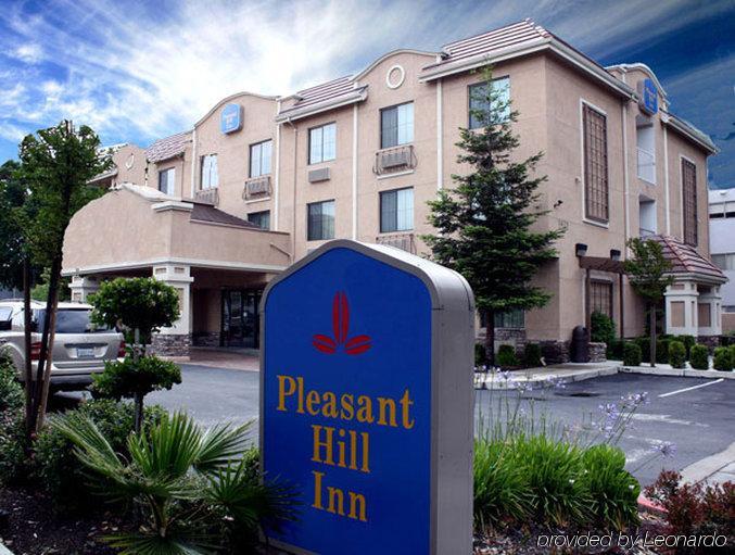 Pleasant Hill Inn Eksteriør bilde